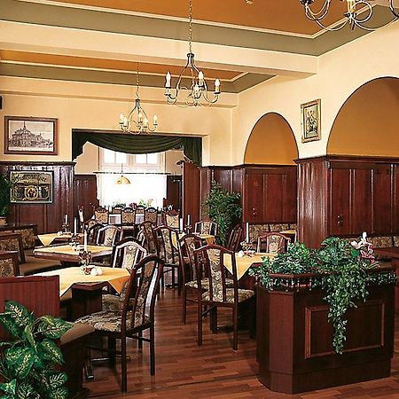 Hotel - Restaurant Kurhaus Klotzsche Дрезден Экстерьер фото